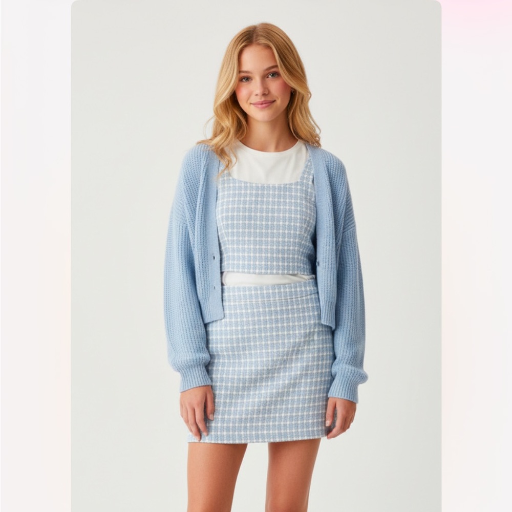 2000’S CLUELESS NINE WEST PASTEL BABY BLUE PLAID PRINT MINI SKIRT GILMORE GIRLS